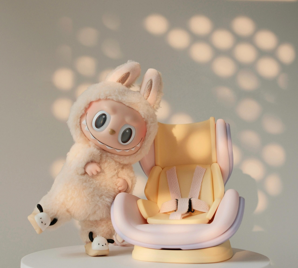 LABUBU CAR SEAT